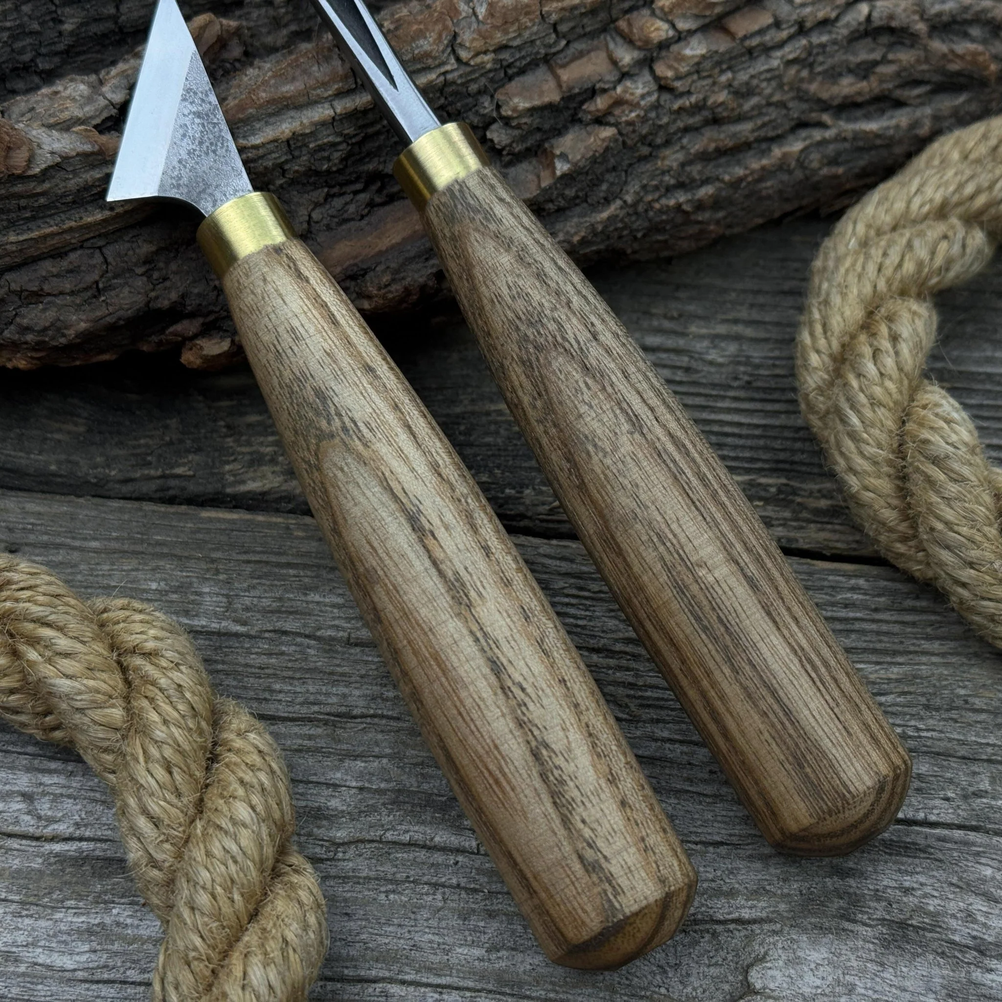 3-Piece Wood Carving Tool Set with Leather Strop - Image 6