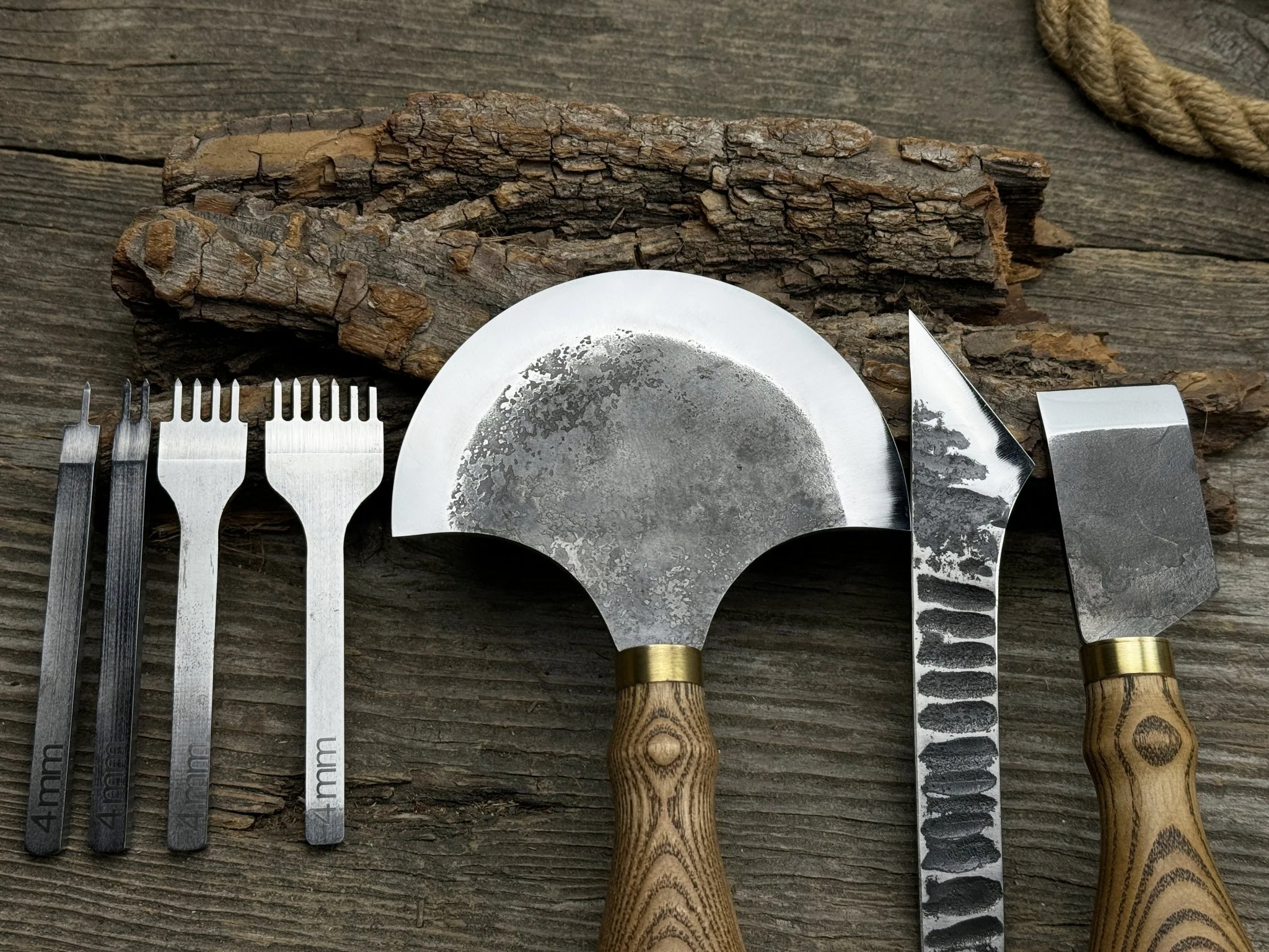 5-Piece Leather Working Tool Set With Nylon Mallet - Image 5