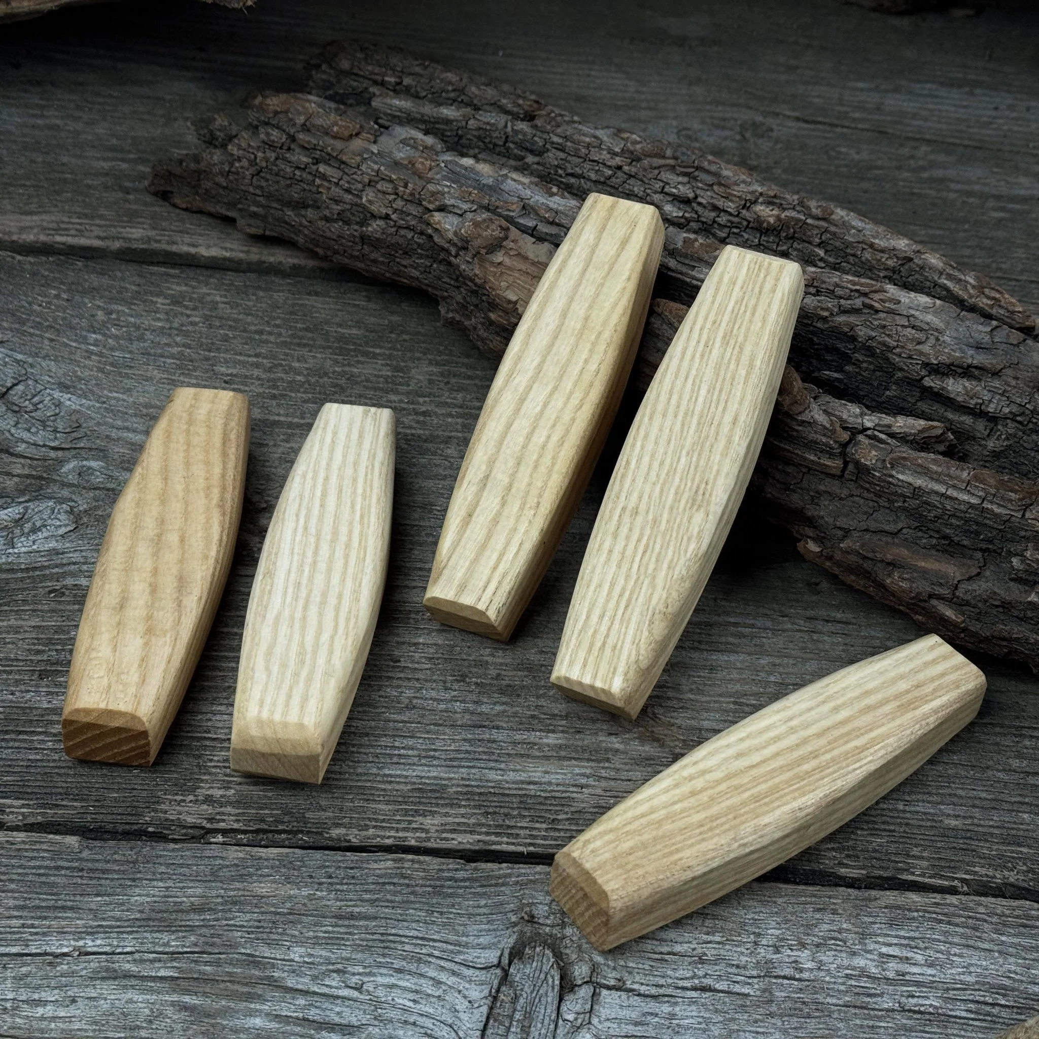 Set of 5 Replacement Wooden Handles for Knives and Drawknives - Image 6